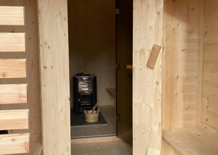 Holiday home Familien-ferienhaus Am Felsenlabyrinth Bad Gottleuba-Berggiesshuebel